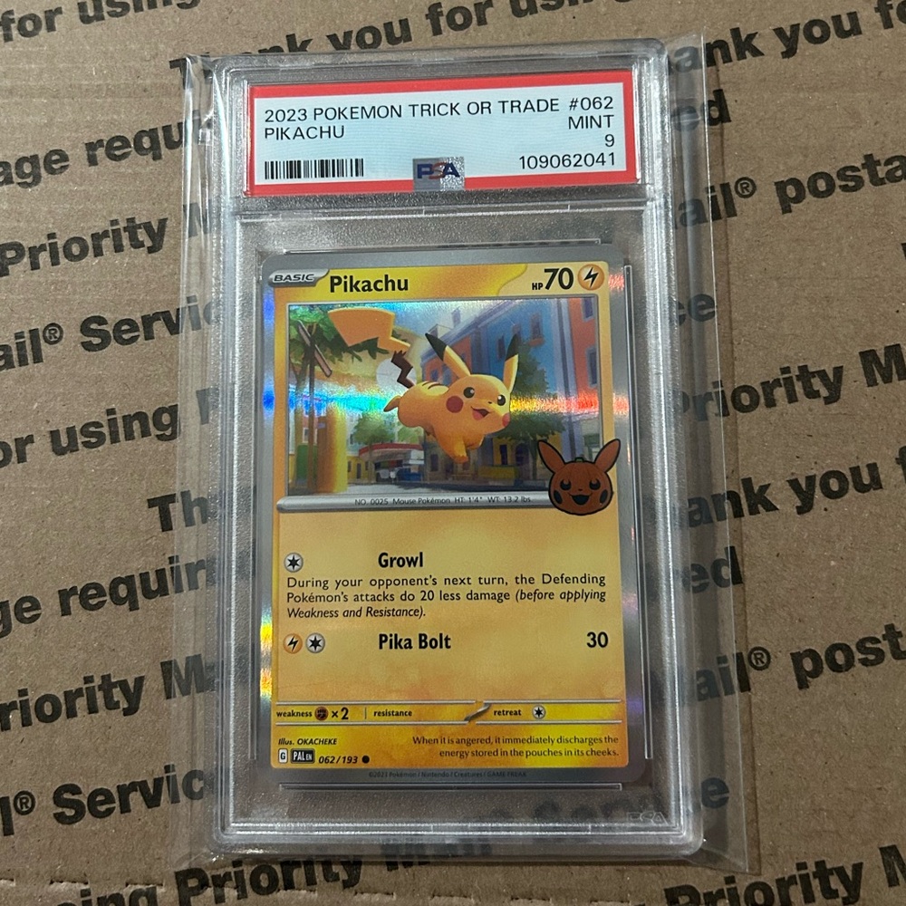 PSA 9 ‘23 Pokemon Pikachu #062
